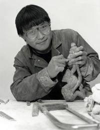 Portrait of Toonoo Sharky: Photo by Larry Ostrom, Inuit Art Foundation